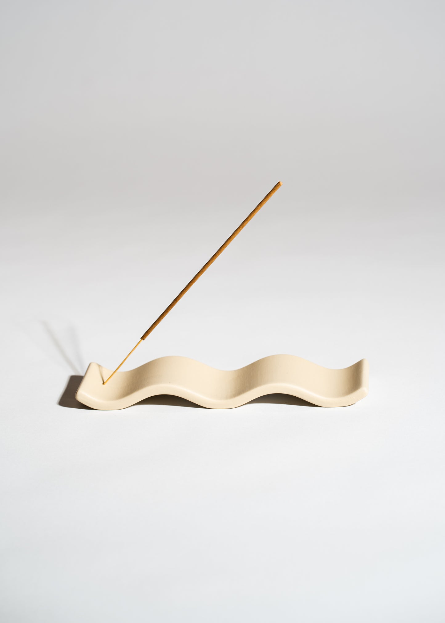 CERAMIC INCENSE HOLDER | BEIGE