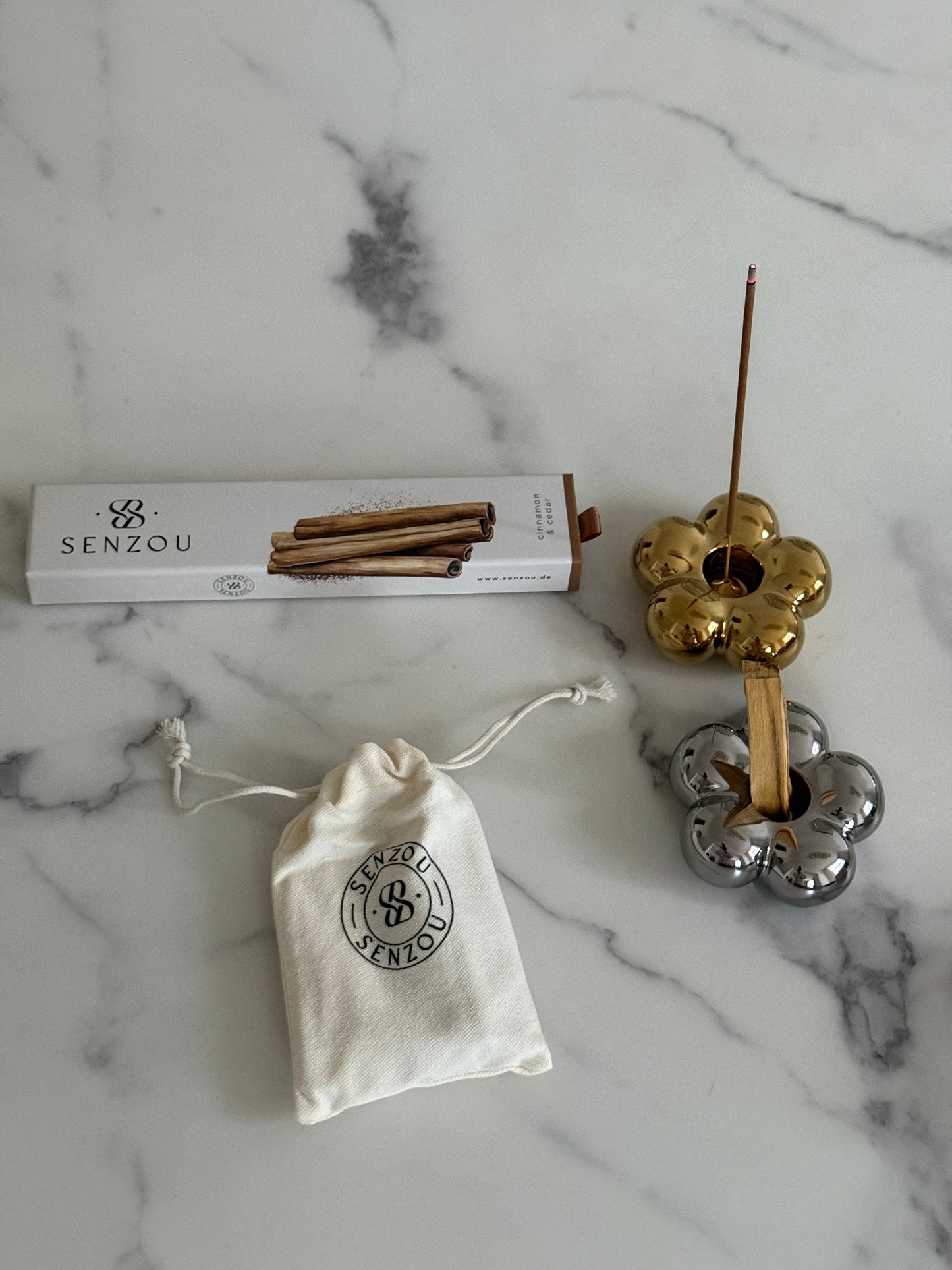 CERAMIC BUBBLE HOLDER | SILVER