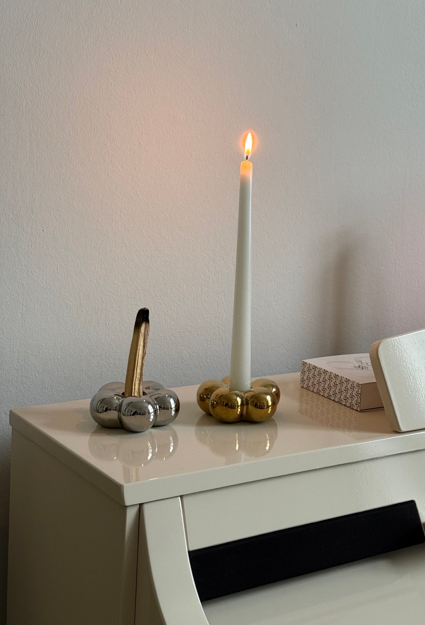 CERAMIC BUBBLE HOLDER | SILVER