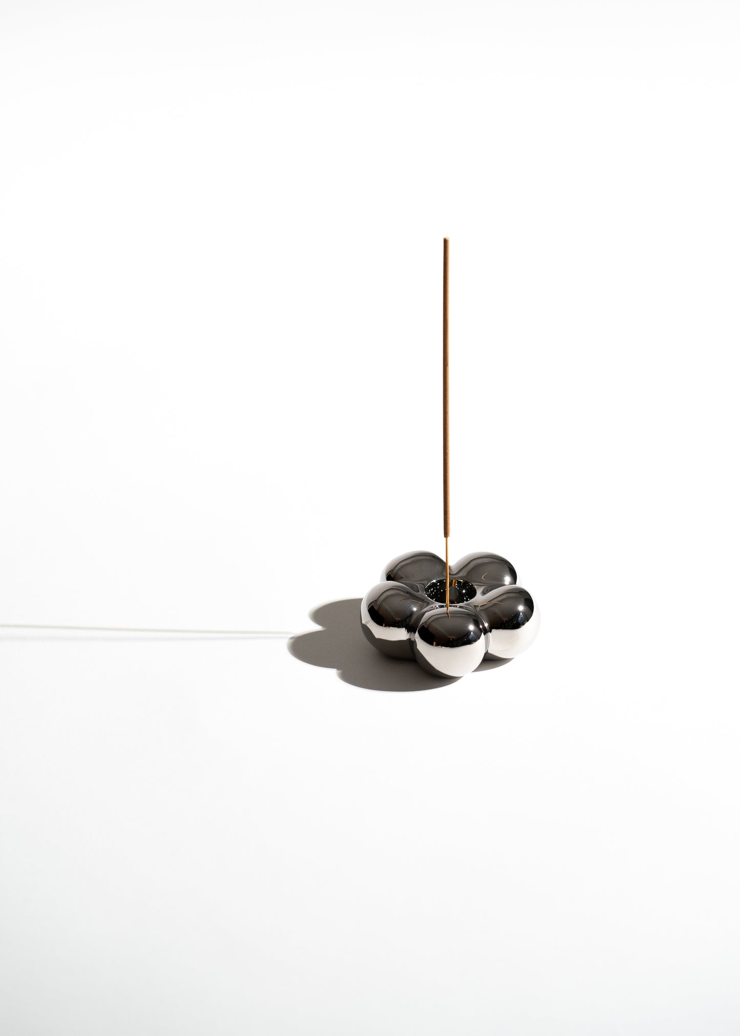 CERAMIC BUBBLE HOLDER | SILVER