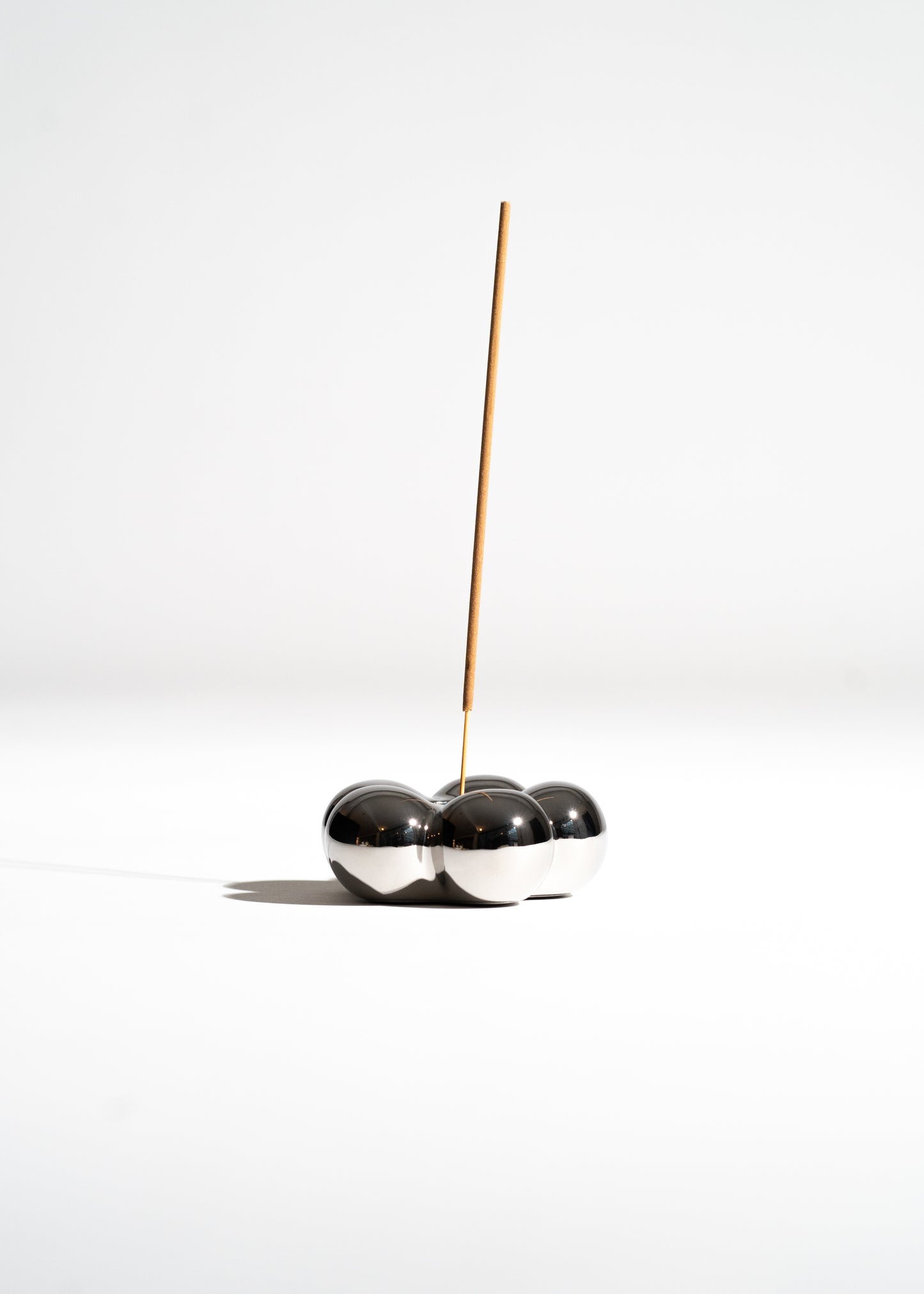 CERAMIC BUBBLE HOLDER | SILVER