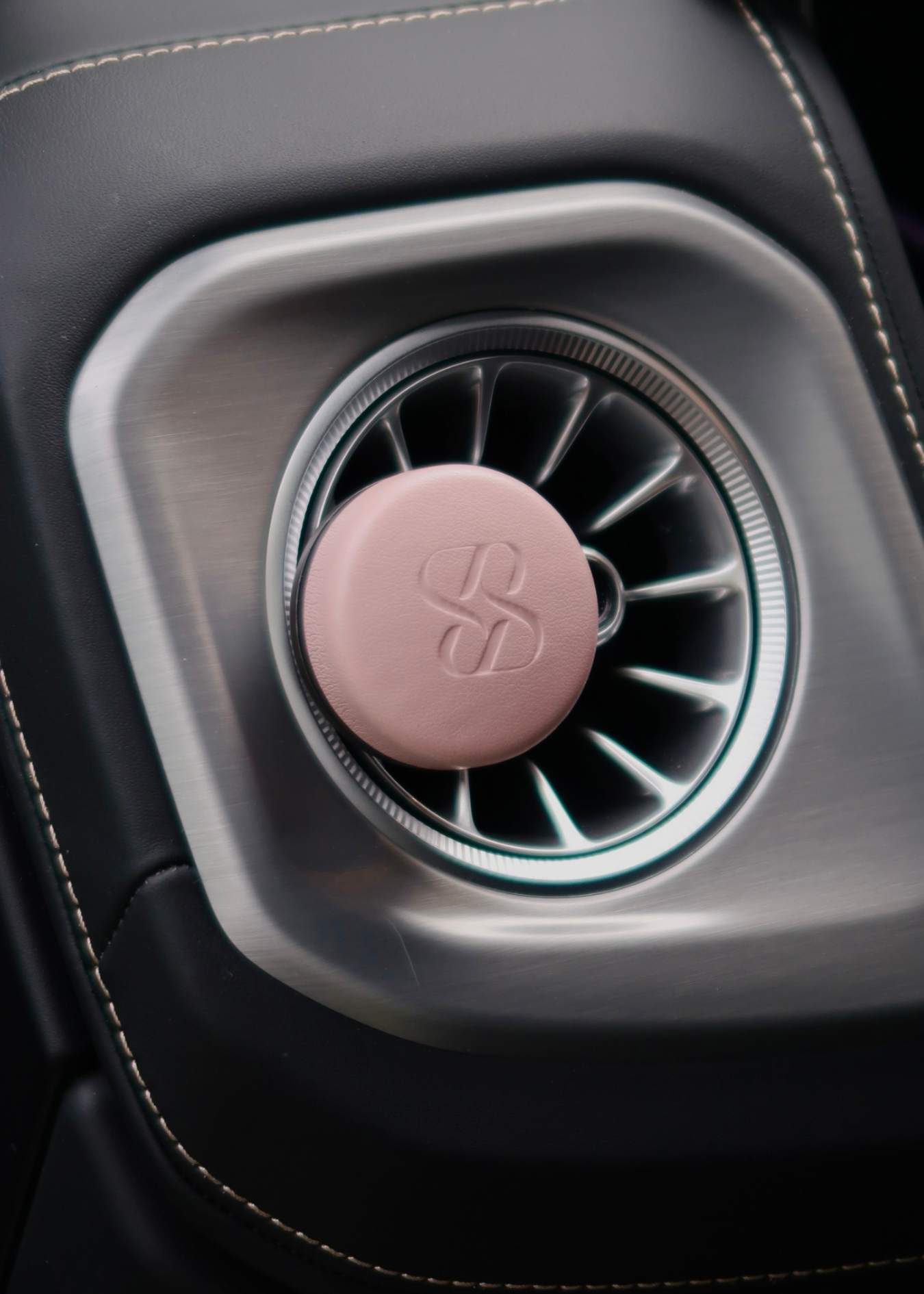 CAR DIFFUSER | PINK | SWEET AMBER