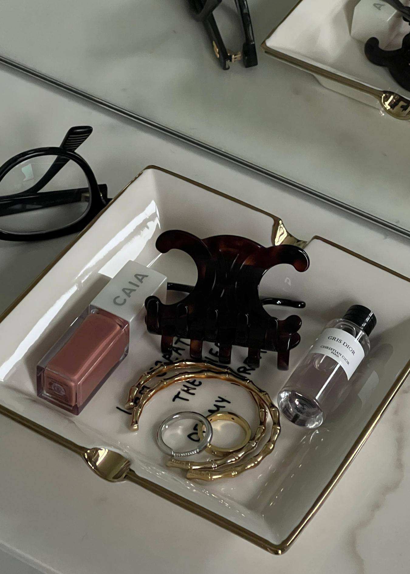 CERAMIC TRAY | BEACH WHITE | GOLD