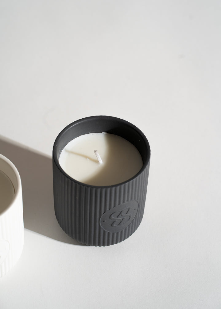 SCENTED CERAMIC CANDLE | CHARCOAL | SWEET AMBER