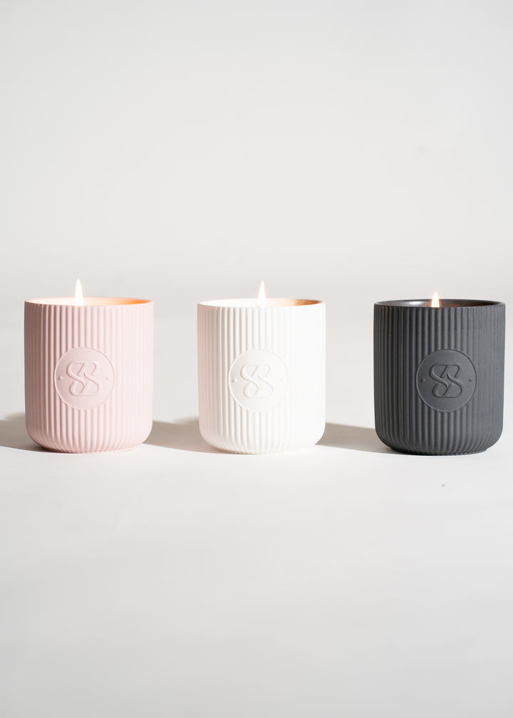 SCENTED CERAMIC CANDLE | PINK | SWEET AMBER