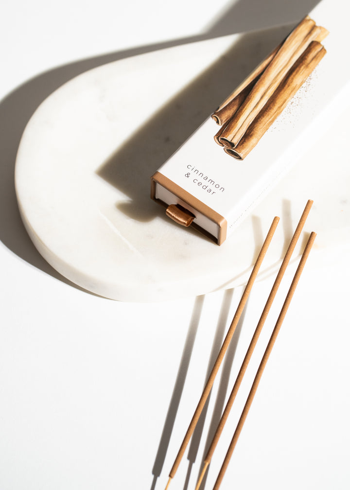 INCENSE STICKS | CINNAMON &amp; CEDAR